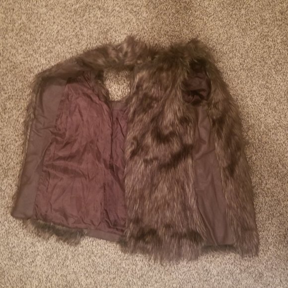 Streetwear Society Faux Fur Vest - Picture 5 of 9